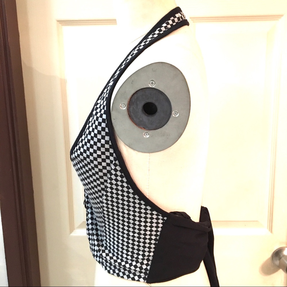 Checkered Halter Top - Picture 2 of 4